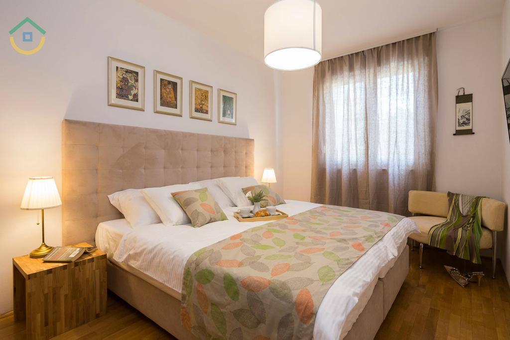 Sun Spalato Views Apartment Bagian luar foto